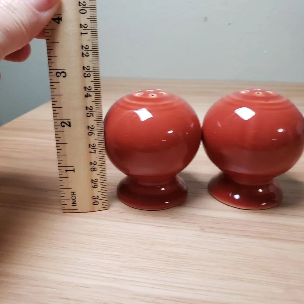 Fiesta Persimmoin Salt And Pepper Shaker Set Vintage Mini Round‎ Globe Balls